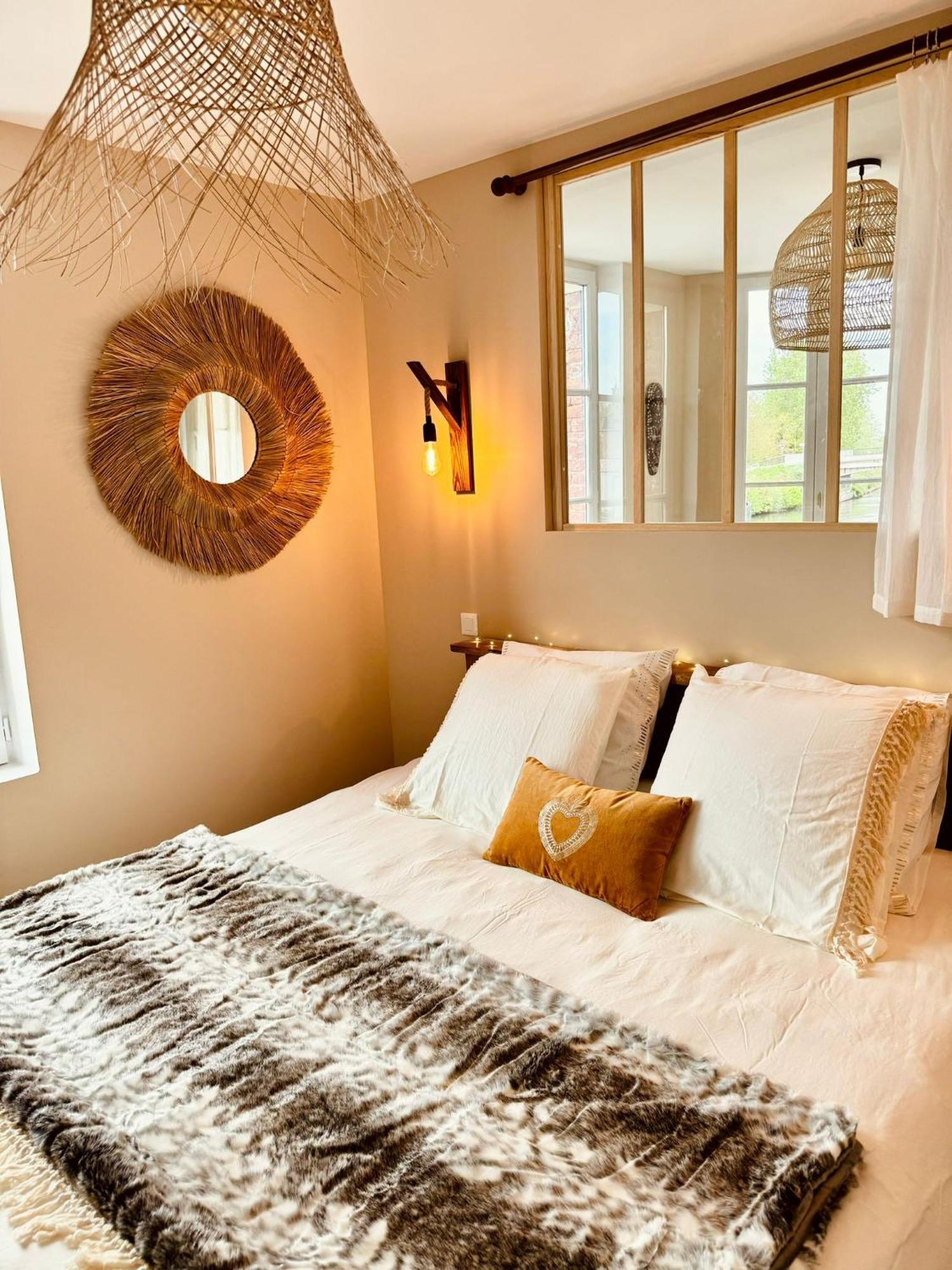 Duplex Safari Jusqu'A 4 Personnes, Spa, Cinema Et Lit Sous Les Arbres, Day Use, 10 Min Centre أميا المظهر الخارجي الصورة